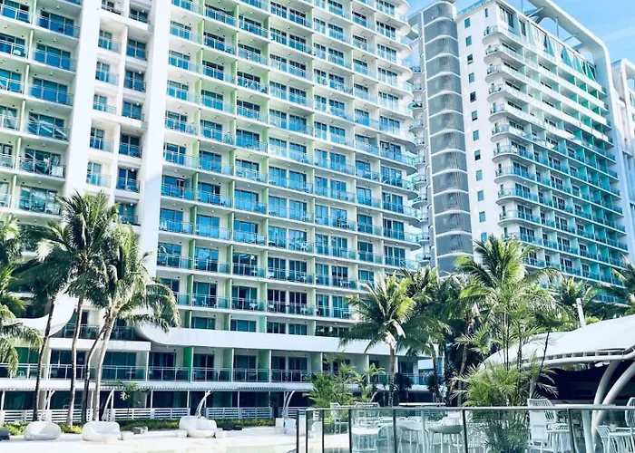 Rio West Tower - Azure Urban Residences *